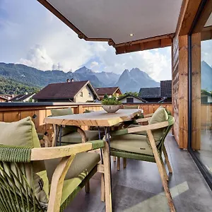 Apartment Wood&stone Alpi, Garmisch-Partenkirchen